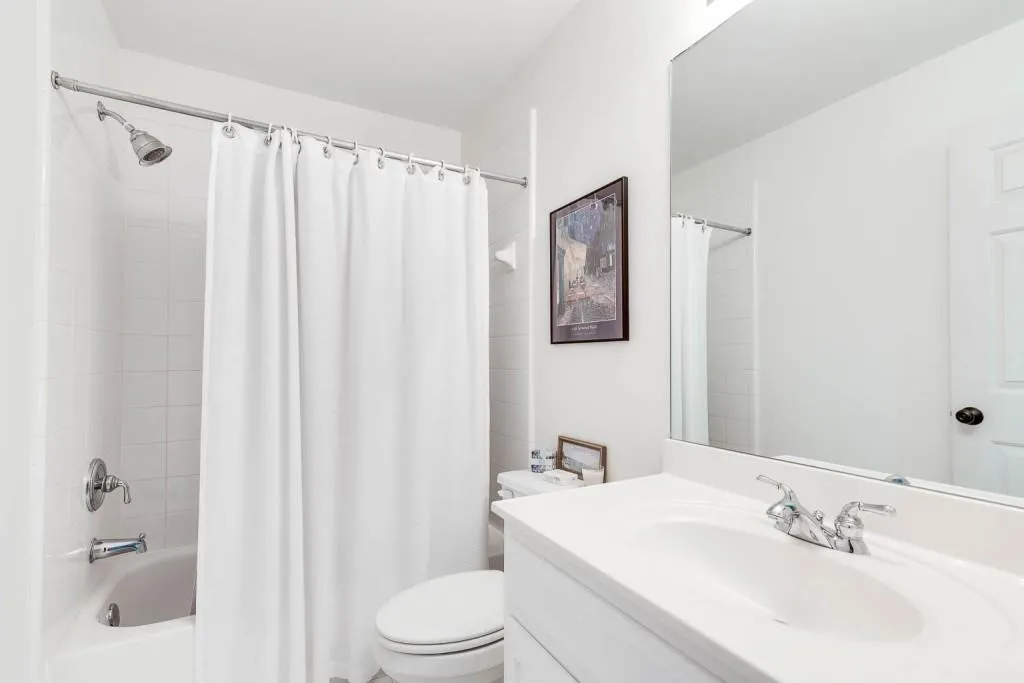 410 Ivy Hall Drive, Sandy Springs, Georgia 30350, 5 Bedrooms Bedrooms, ,5 BathroomsBathrooms,Residential,Sold,410 Ivy Hall Drive,6896017