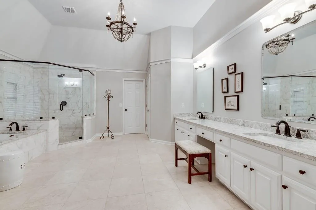 410 Ivy Hall Drive, Sandy Springs, Georgia 30350, 5 Bedrooms Bedrooms, ,5 BathroomsBathrooms,Residential,Sold,410 Ivy Hall Drive,6896017