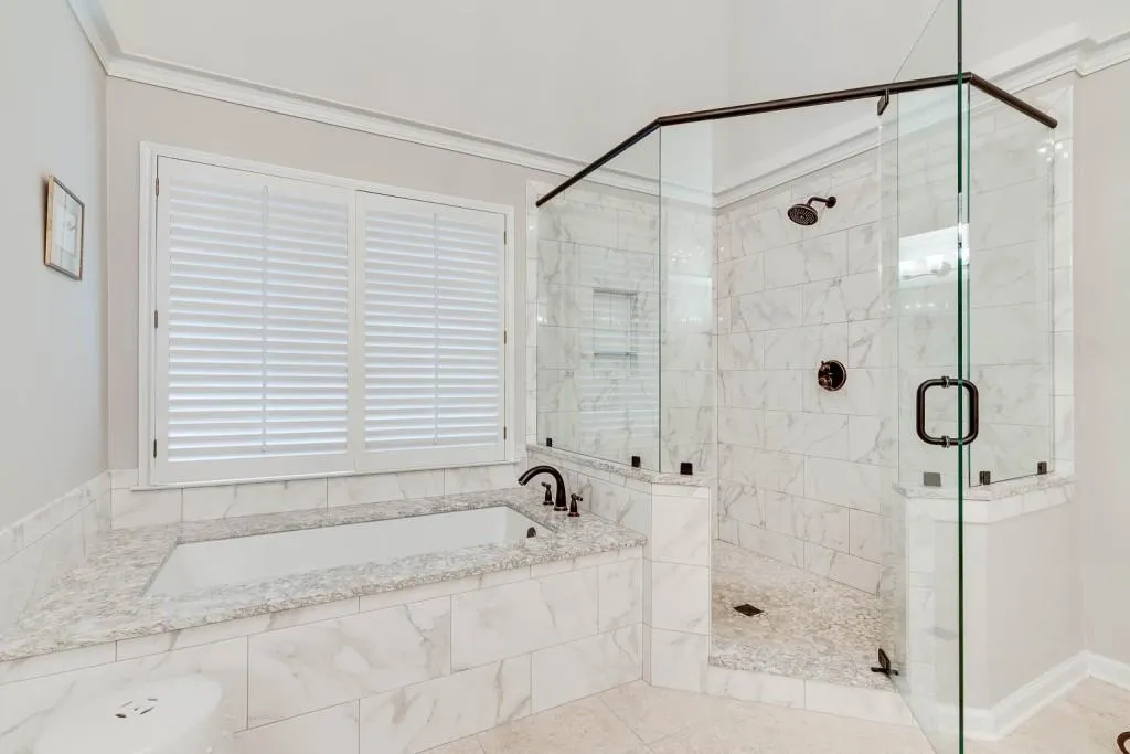 410 Ivy Hall Drive, Sandy Springs, Georgia 30350, 5 Bedrooms Bedrooms, ,5 BathroomsBathrooms,Residential,Sold,410 Ivy Hall Drive,6896017