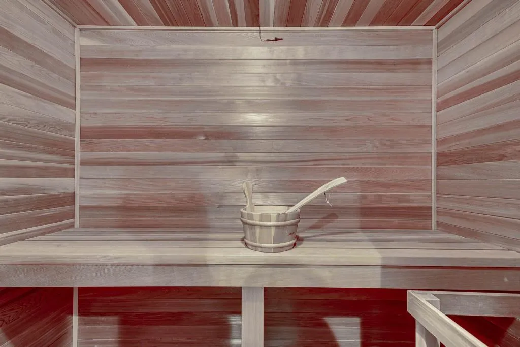 410 Ivy Hall Drive, Sandy Springs, Georgia 30350, 5 Bedrooms Bedrooms, ,5 BathroomsBathrooms,Residential,Sold,410 Ivy Hall Drive,6896017