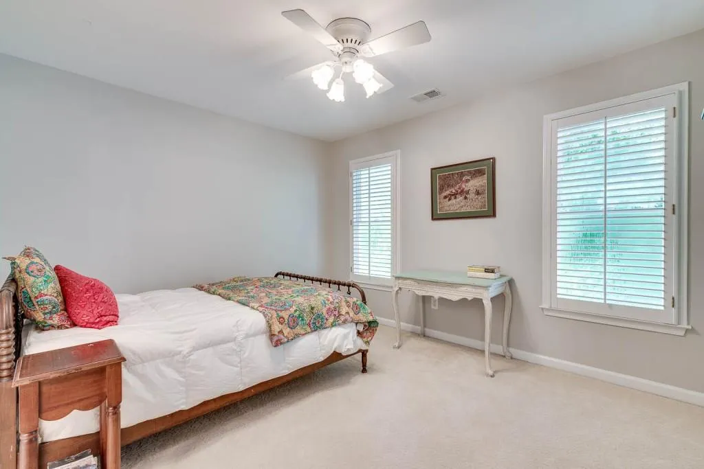 410 Ivy Hall Drive, Sandy Springs, Georgia 30350, 5 Bedrooms Bedrooms, ,5 BathroomsBathrooms,Residential,Sold,410 Ivy Hall Drive,6896017