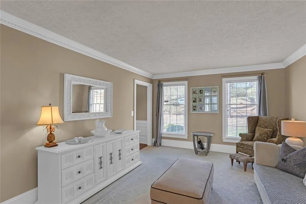 7575 Hunters Woods Drive, Atlanta, Georgia 30350, 6 Bedrooms Bedrooms, ,4 BathroomsBathrooms,Residential,For Sale,7575 Hunters Woods Drive,7740336