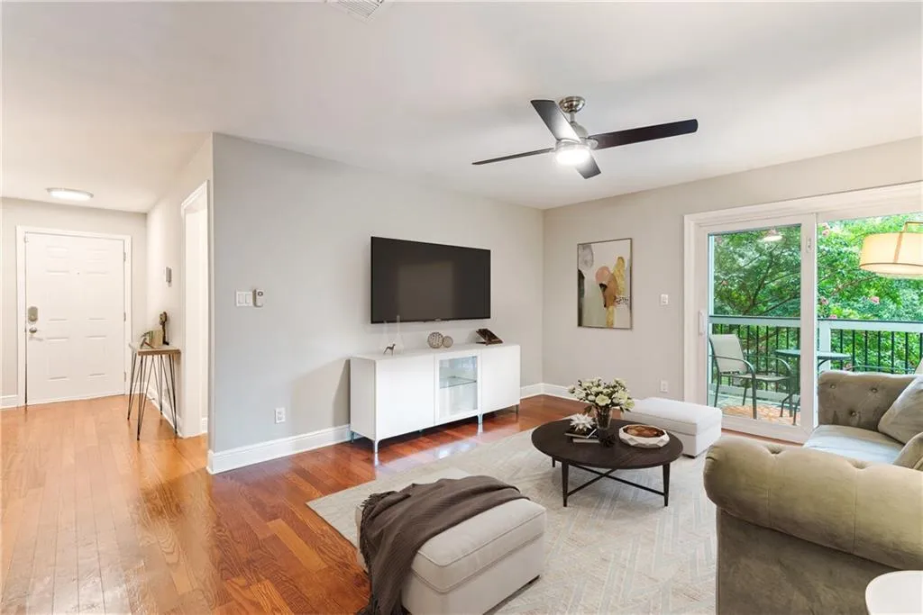 7205 Santa Fe Parkway, Sandy Springs, Georgia 30350, 2 Bedrooms Bedrooms, ,2 BathroomsBathrooms,Residential,Sold,7205 Santa Fe Parkway,6772482