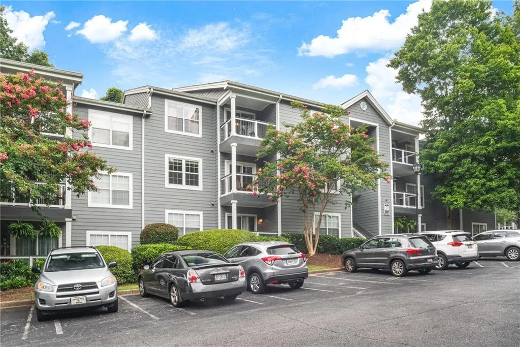 7205 Santa Fe Parkway, Sandy Springs, Georgia 30350, 2 Bedrooms Bedrooms, ,2 BathroomsBathrooms,Residential,Sold,7205 Santa Fe Parkway,6772482