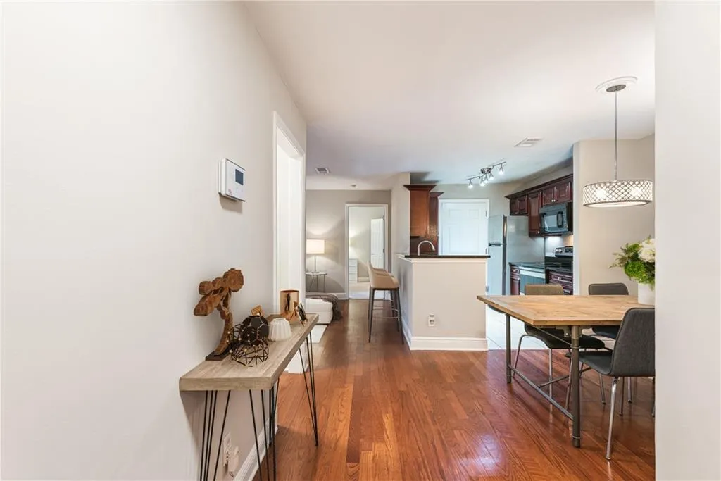7205 Santa Fe Parkway, Sandy Springs, Georgia 30350, 2 Bedrooms Bedrooms, ,2 BathroomsBathrooms,Residential,Sold,7205 Santa Fe Parkway,6772482