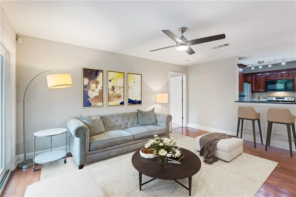 7205 Santa Fe Parkway, Sandy Springs, Georgia 30350, 2 Bedrooms Bedrooms, ,2 BathroomsBathrooms,Residential,Sold,7205 Santa Fe Parkway,6772482