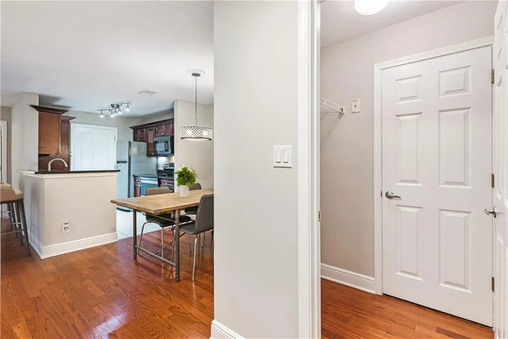 7205 Santa Fe Parkway, Sandy Springs, Georgia 30350, 2 Bedrooms Bedrooms, ,2 BathroomsBathrooms,Residential,Sold,7205 Santa Fe Parkway,6772482