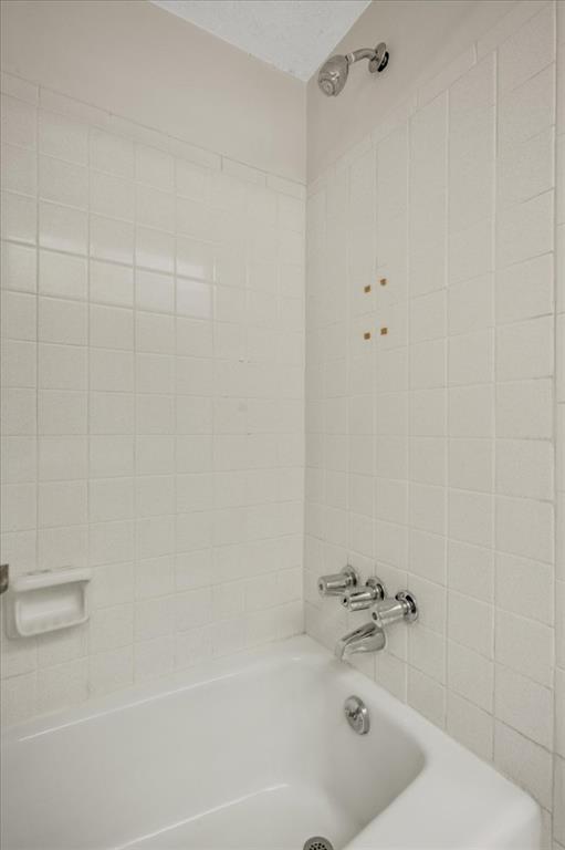 6851 Roswell Road Unit I15, Sandy Springs, Georgia 30328, 3 Bedrooms Bedrooms, ,2 BathroomsBathrooms,Residential,Sold,6851 Roswell Road Unit I15,7259098