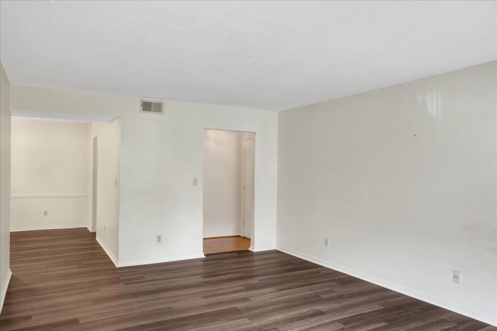 6851 Roswell Road Unit I15, Sandy Springs, Georgia 30328, 3 Bedrooms Bedrooms, ,2 BathroomsBathrooms,Residential,Sold,6851 Roswell Road Unit I15,7259098