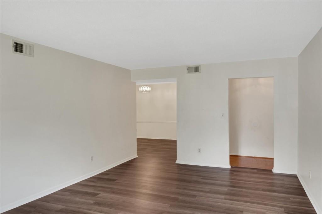 6851 Roswell Road Unit I15, Sandy Springs, Georgia 30328, 3 Bedrooms Bedrooms, ,2 BathroomsBathrooms,Residential,Sold,6851 Roswell Road Unit I15,7259098
