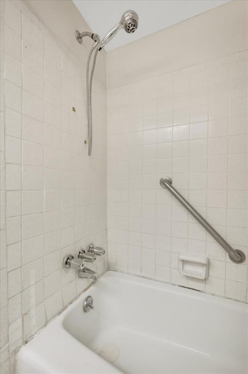 6851 Roswell Road Unit I15, Sandy Springs, Georgia 30328, 3 Bedrooms Bedrooms, ,2 BathroomsBathrooms,Residential,Sold,6851 Roswell Road Unit I15,7259098