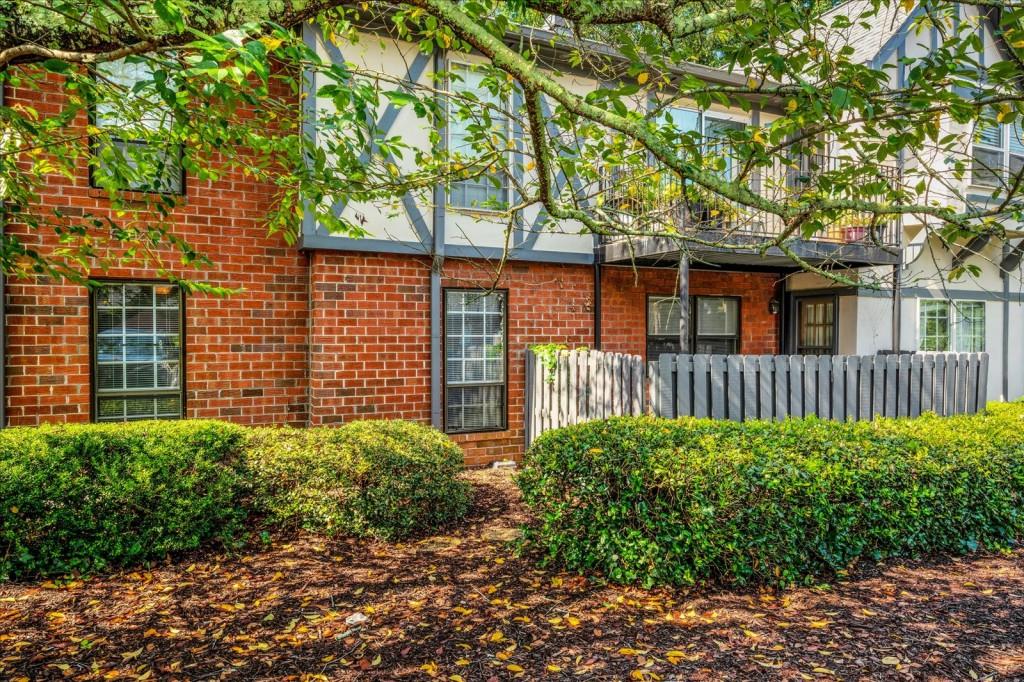 6851 Roswell Road Unit I15, Sandy Springs, Georgia 30328, 3 Bedrooms Bedrooms, ,2 BathroomsBathrooms,Residential,Sold,6851 Roswell Road Unit I15,7259098