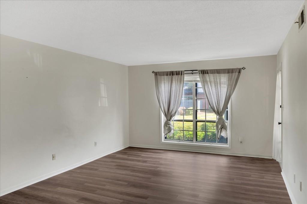 6851 Roswell Road Unit I15, Sandy Springs, Georgia 30328, 3 Bedrooms Bedrooms, ,2 BathroomsBathrooms,Residential,Sold,6851 Roswell Road Unit I15,7259098