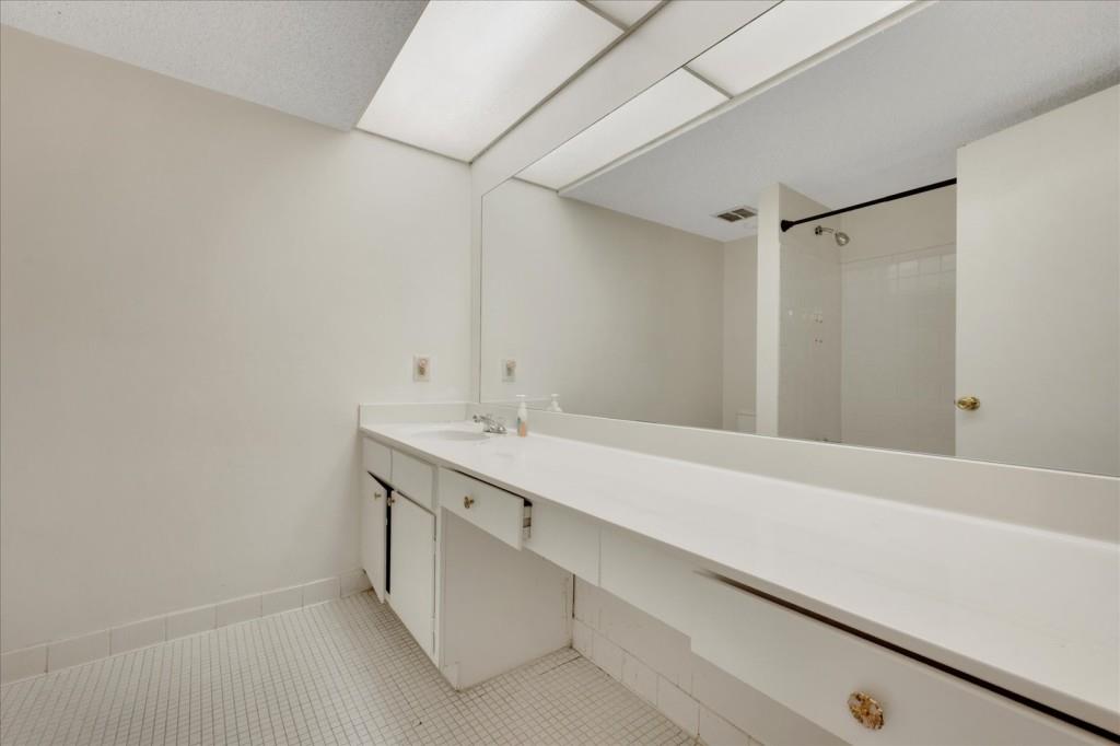 6851 Roswell Road Unit I15, Sandy Springs, Georgia 30328, 3 Bedrooms Bedrooms, ,2 BathroomsBathrooms,Residential,Sold,6851 Roswell Road Unit I15,7259098