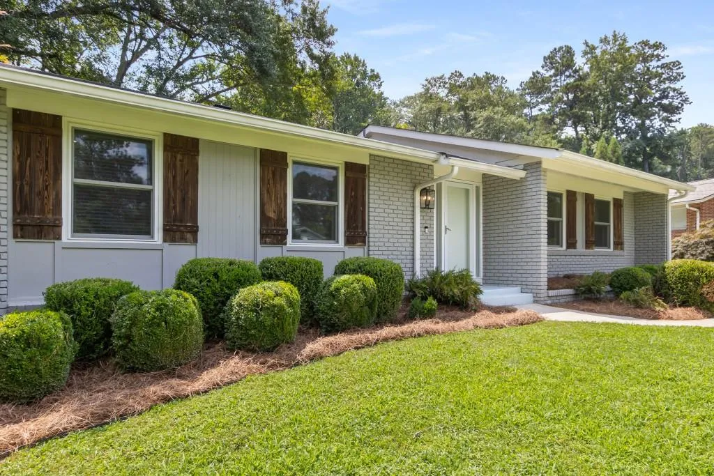 6639 Cherry Tree Lane, Atlanta, Georgia 30328, 3 Bedrooms Bedrooms, ,2 BathroomsBathrooms,Residential,Sold,6639 Cherry Tree Lane,7610793