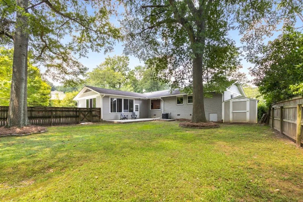 6639 Cherry Tree Lane, Atlanta, Georgia 30328, 3 Bedrooms Bedrooms, ,2 BathroomsBathrooms,Residential,Sold,6639 Cherry Tree Lane,7610793