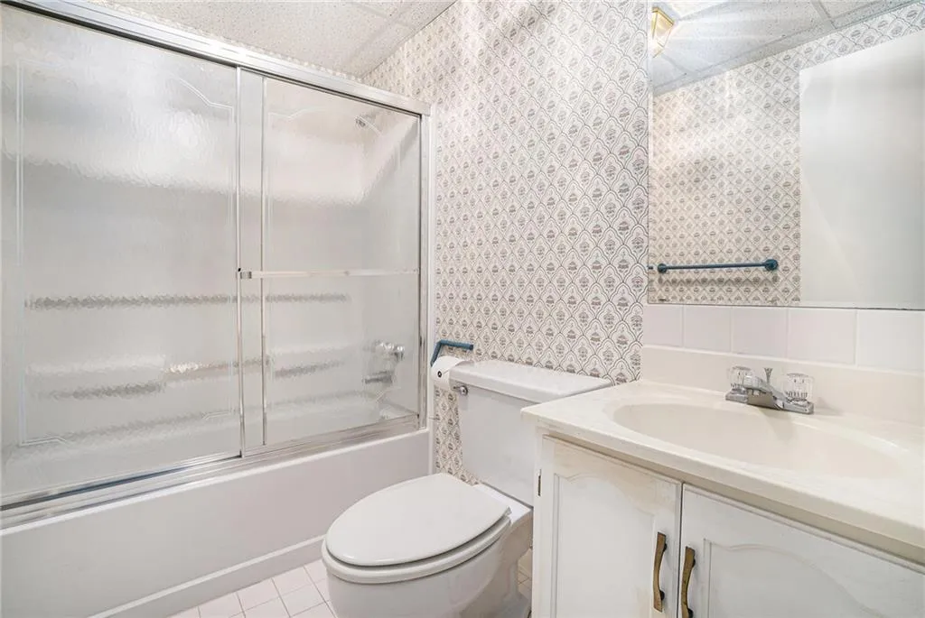 355 Aldenshire Place, Atlanta, Georgia 30350, 5 Bedrooms Bedrooms, ,5 BathroomsBathrooms,Residential,For Sale,355 Aldenshire Place,7631535