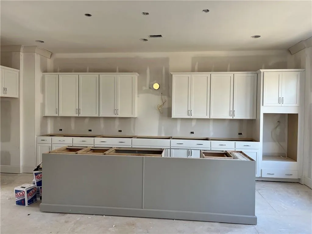 6670 Prelude Drive, Sandy Springs, Georgia 30328, 4 Bedrooms Bedrooms, ,4 BathroomsBathrooms,Residential,Sold,6670 Prelude Drive,7184588