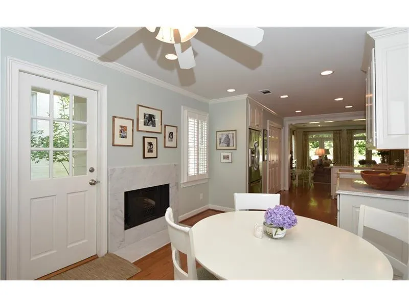 1856 Walthall Drive Nw, Atlanta, Georgia 30318, 4 Bedrooms Bedrooms, ,4 BathroomsBathrooms,Residential,Sold,1856 Walthall Drive Nw,5737437
