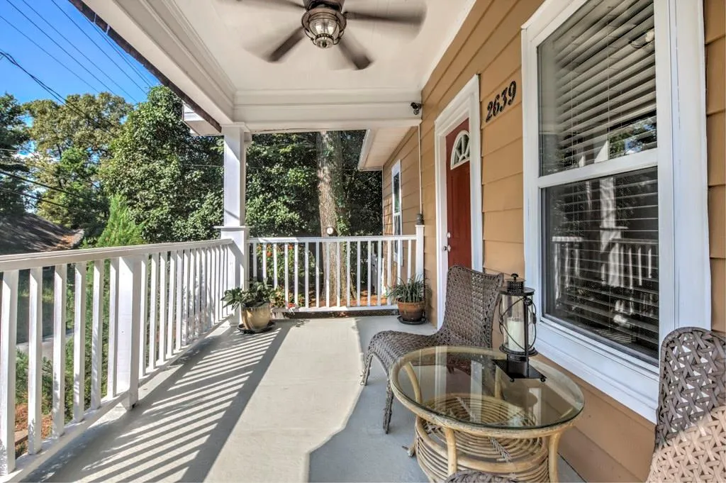 2639 Peyton Road Nw, Atlanta, Georgia 30318, 2 Bedrooms Bedrooms, ,2 BathroomsBathrooms,Residential,Sold,2639 Peyton Road Nw,5913194