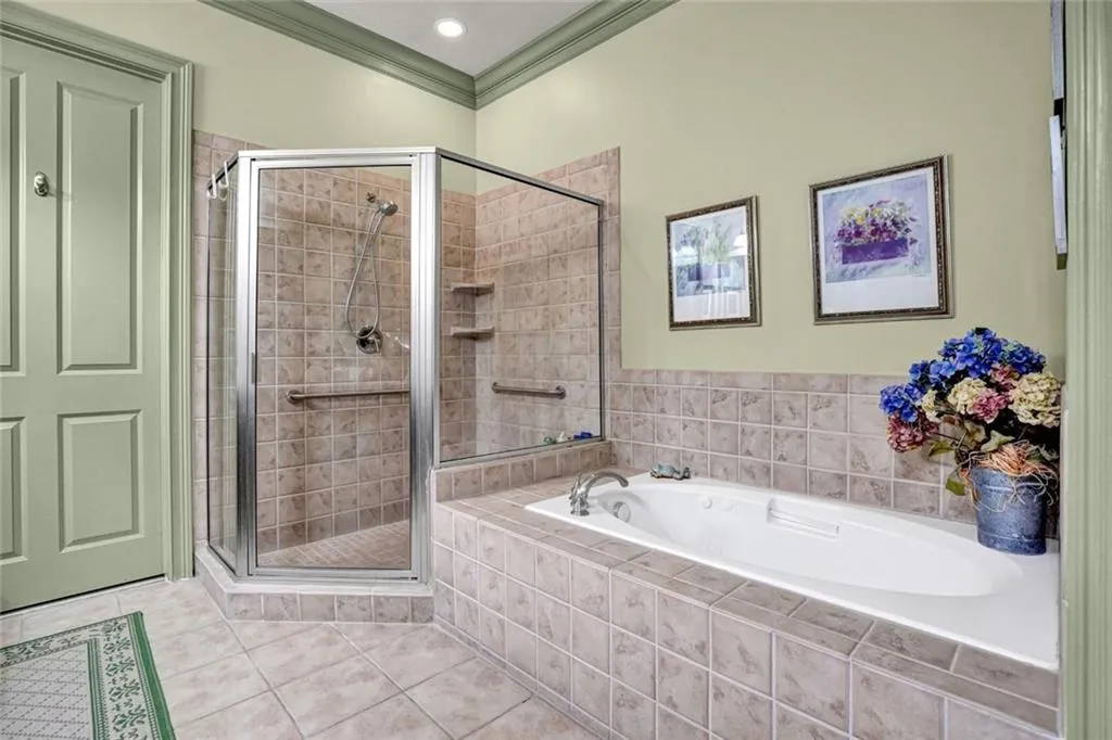 Main level primary ensuite bath 1