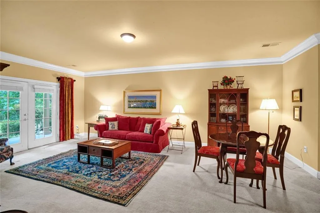 1203 Glenridge Place Ne, Atlanta, Georgia 30342, 5 Bedrooms Bedrooms, ,4 BathroomsBathrooms,Residential,Sold,1203 Glenridge Place Ne,7580536