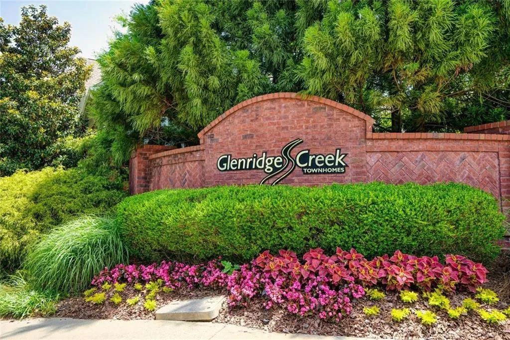 1203 Glenridge Place Ne, Atlanta, Georgia 30342, 5 Bedrooms Bedrooms, ,4 BathroomsBathrooms,Residential,Sold,1203 Glenridge Place Ne,7580536