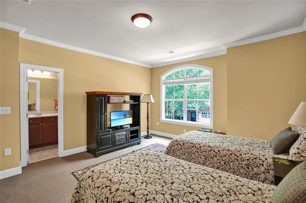 top floor - bedroom 4