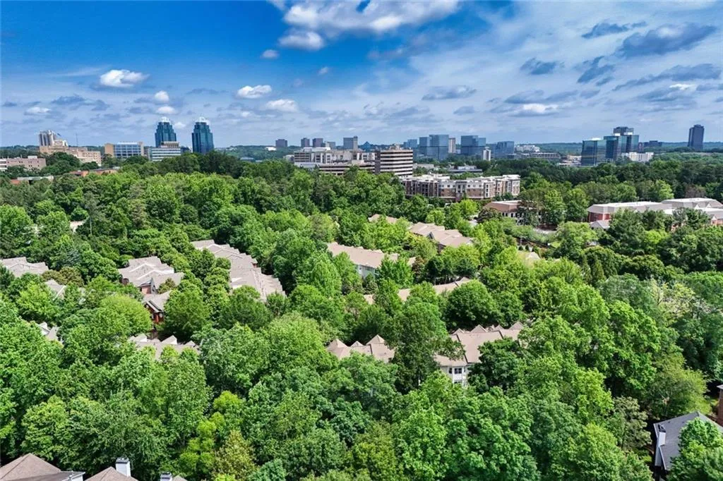 1203 Glenridge Place Ne, Atlanta, Georgia 30342, 5 Bedrooms Bedrooms, ,4 BathroomsBathrooms,Residential,Sold,1203 Glenridge Place Ne,7580536