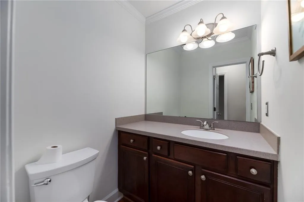 68 Mount Vernon Circle, Sandy Springs, Georgia 30338, 2 Bedrooms Bedrooms, ,2 BathroomsBathrooms,Residential,Sold,68 Mount Vernon Circle,6976348