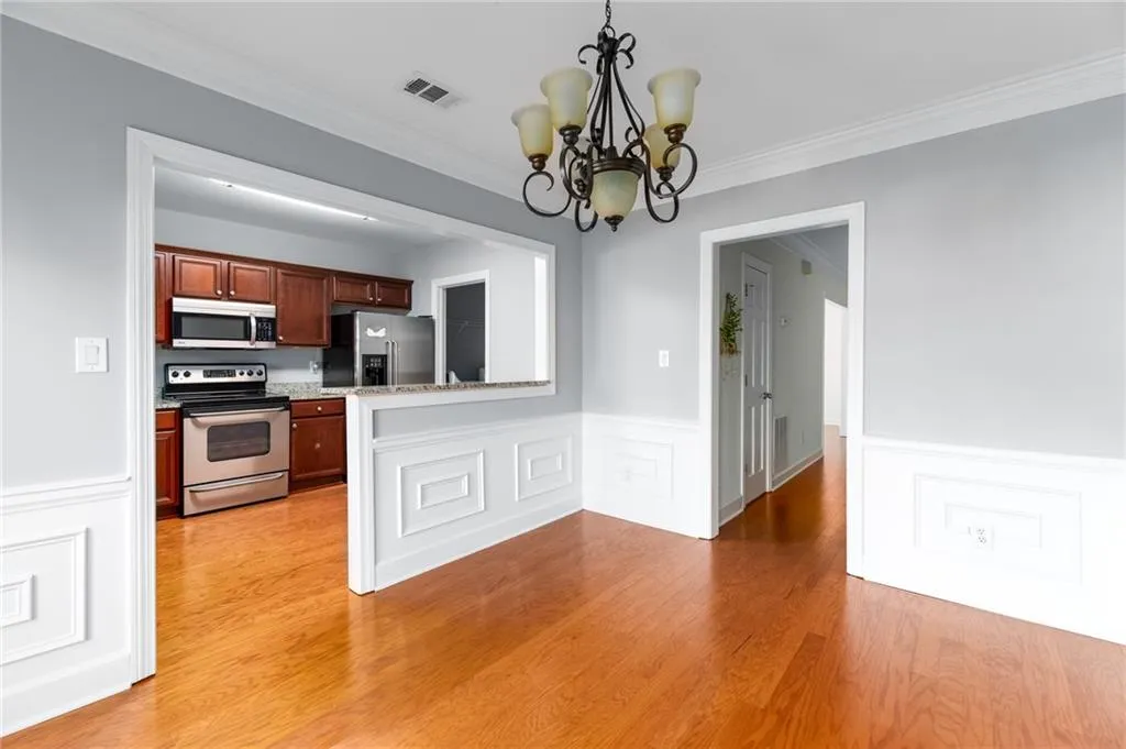 68 Mount Vernon Circle, Sandy Springs, Georgia 30338, 2 Bedrooms Bedrooms, ,2 BathroomsBathrooms,Residential,Sold,68 Mount Vernon Circle,6976348