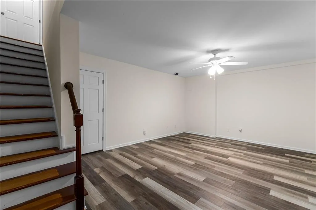 68 Mount Vernon Circle, Sandy Springs, Georgia 30338, 2 Bedrooms Bedrooms, ,2 BathroomsBathrooms,Residential,Sold,68 Mount Vernon Circle,6976348