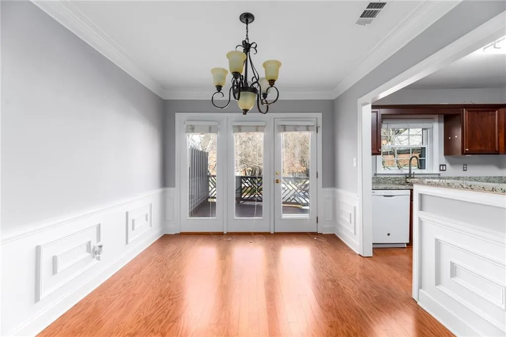 68 Mount Vernon Circle, Sandy Springs, Georgia 30338, 2 Bedrooms Bedrooms, ,2 BathroomsBathrooms,Residential,Sold,68 Mount Vernon Circle,6976348
