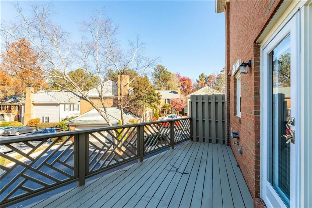 68 Mount Vernon Circle, Sandy Springs, Georgia 30338, 2 Bedrooms Bedrooms, ,2 BathroomsBathrooms,Residential,Sold,68 Mount Vernon Circle,6976348