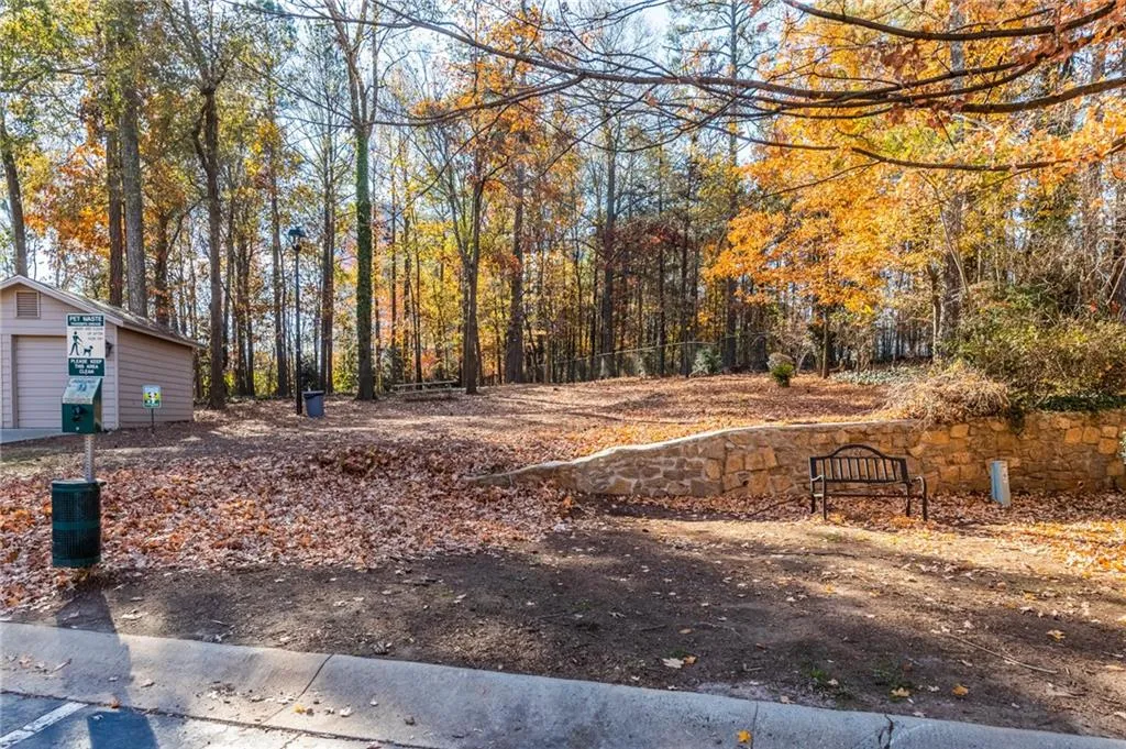 68 Mount Vernon Circle, Sandy Springs, Georgia 30338, 2 Bedrooms Bedrooms, ,2 BathroomsBathrooms,Residential,Sold,68 Mount Vernon Circle,6976348