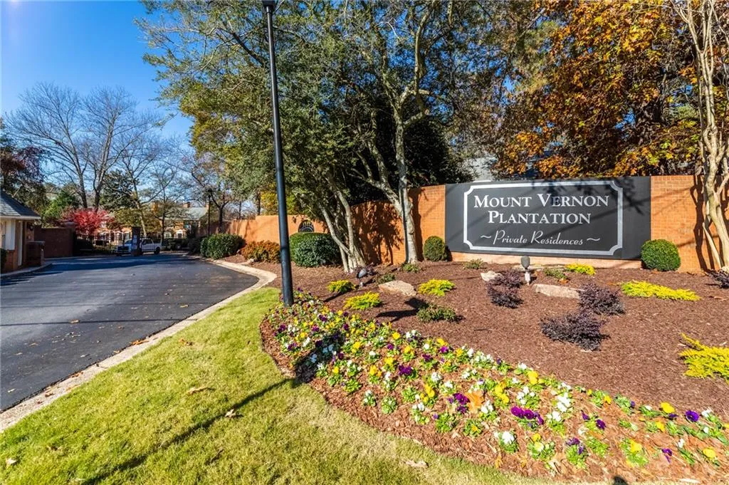 68 Mount Vernon Circle, Sandy Springs, Georgia 30338, 2 Bedrooms Bedrooms, ,2 BathroomsBathrooms,Residential,Sold,68 Mount Vernon Circle,6976348