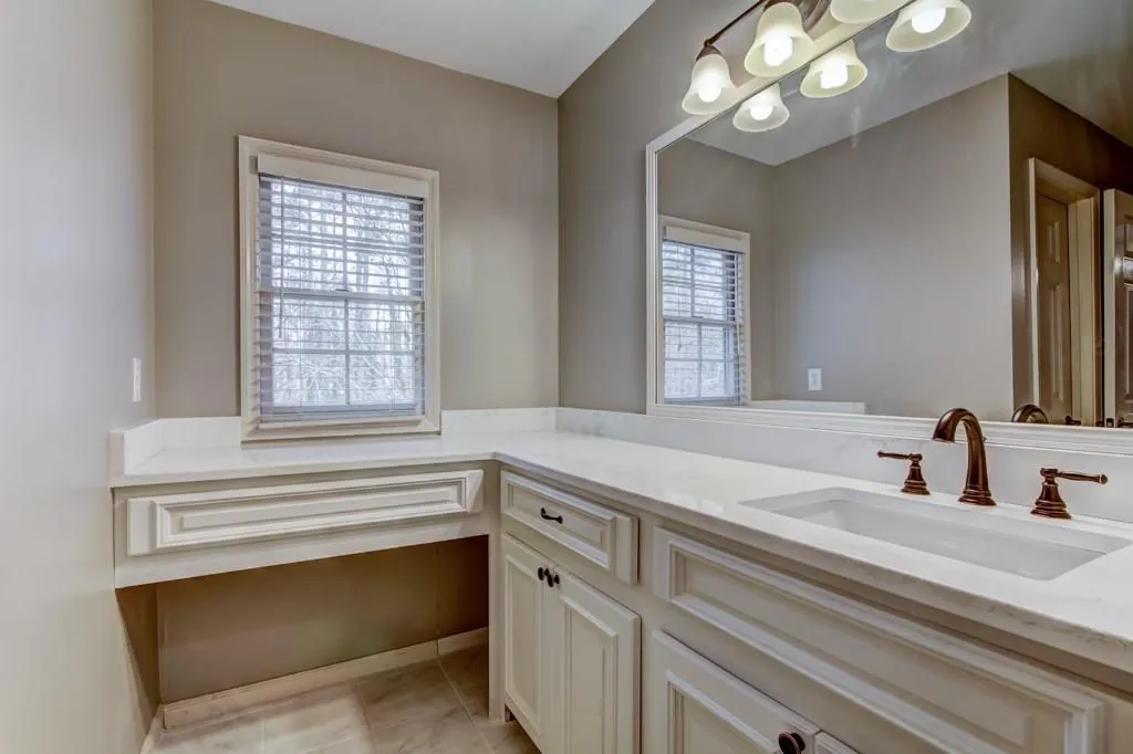 14 Huntington Place Drive, Atlanta, Georgia 30350, 3 Bedrooms Bedrooms, ,2 BathroomsBathrooms,Residential,Sold,14 Huntington Place Drive,5937996