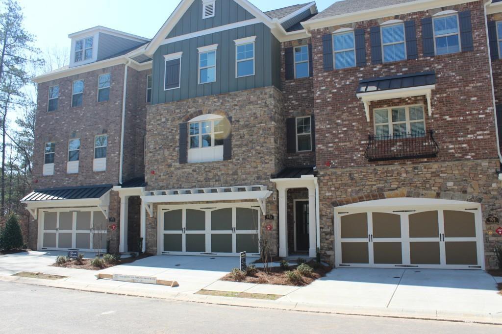 989 Bergeron Place, Atlanta, Georgia 30328, 3 Bedrooms Bedrooms, ,3 BathroomsBathrooms,Residential,Sold,989 Bergeron Place,7346236