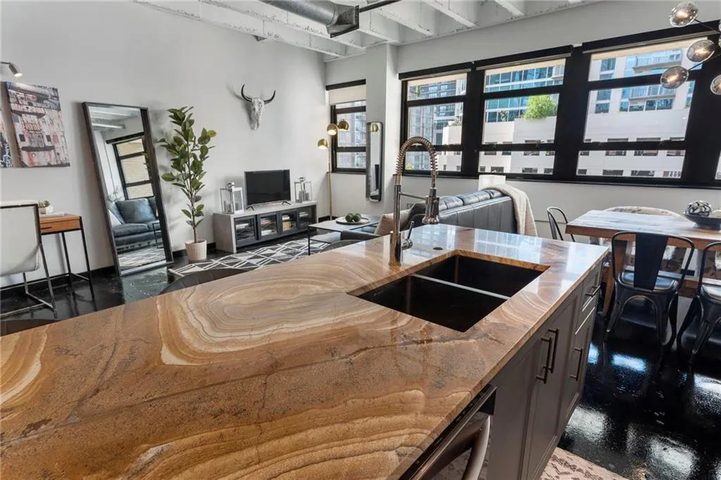 878 Peachtree Street Unit 601, Atlanta, Georgia 30309, 1 Bedroom Bedrooms, ,1 BathroomBathrooms,Residential,For Sale,878 Peachtree Street Unit 601,7592349