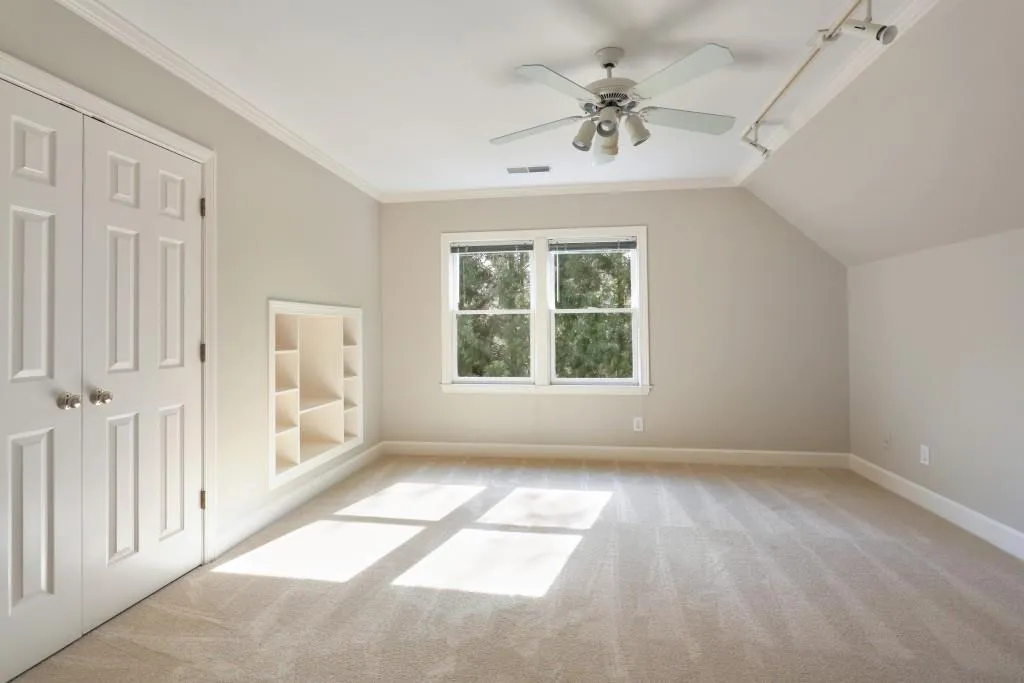 10 Old Stratton Chase, Sandy Springs, Georgia 30328, 5 Bedrooms Bedrooms, ,3 BathroomsBathrooms,Residential,Sold,10 Old Stratton Chase,5835260