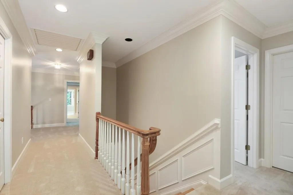10 Old Stratton Chase, Sandy Springs, Georgia 30328, 5 Bedrooms Bedrooms, ,3 BathroomsBathrooms,Residential,Sold,10 Old Stratton Chase,5835260