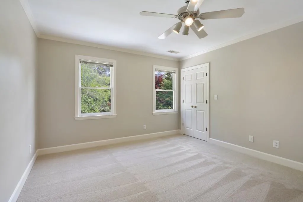 10 Old Stratton Chase, Sandy Springs, Georgia 30328, 5 Bedrooms Bedrooms, ,3 BathroomsBathrooms,Residential,Sold,10 Old Stratton Chase,5835260