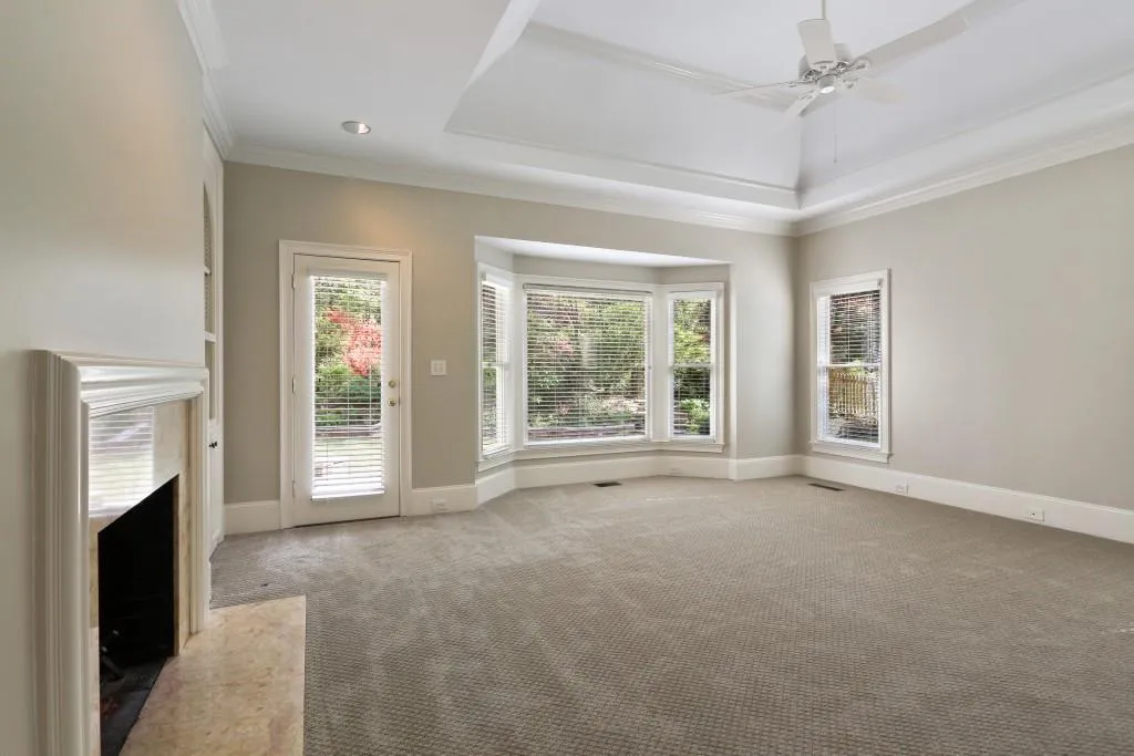 10 Old Stratton Chase, Sandy Springs, Georgia 30328, 5 Bedrooms Bedrooms, ,3 BathroomsBathrooms,Residential,Sold,10 Old Stratton Chase,5835260