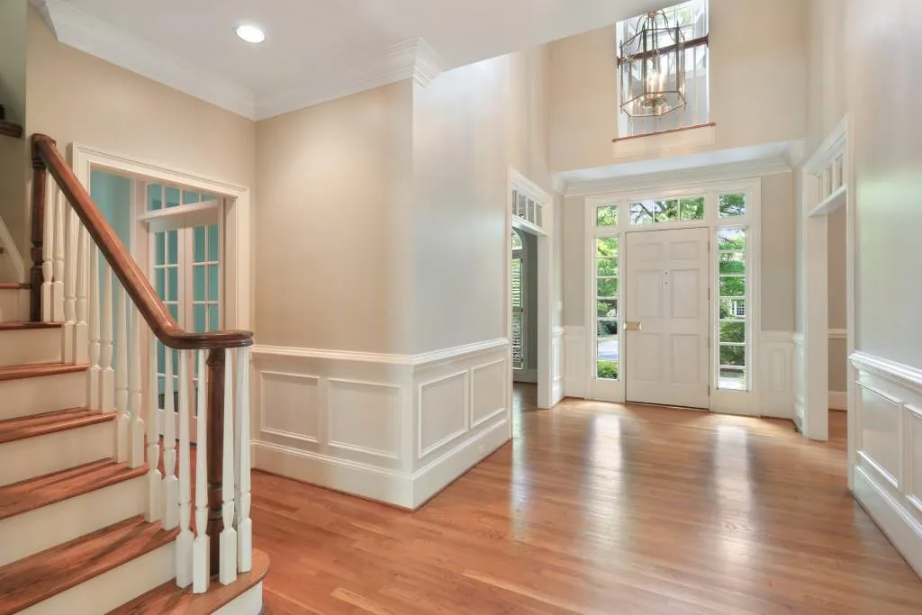 10 Old Stratton Chase, Sandy Springs, Georgia 30328, 5 Bedrooms Bedrooms, ,3 BathroomsBathrooms,Residential,Sold,10 Old Stratton Chase,5835260