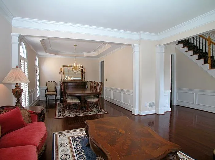 610 Glenridge Close, Atlanta, Georgia 30328, 4 Bedrooms Bedrooms, ,2 BathroomsBathrooms,Residential,Sold,610 Glenridge Close,5535184
