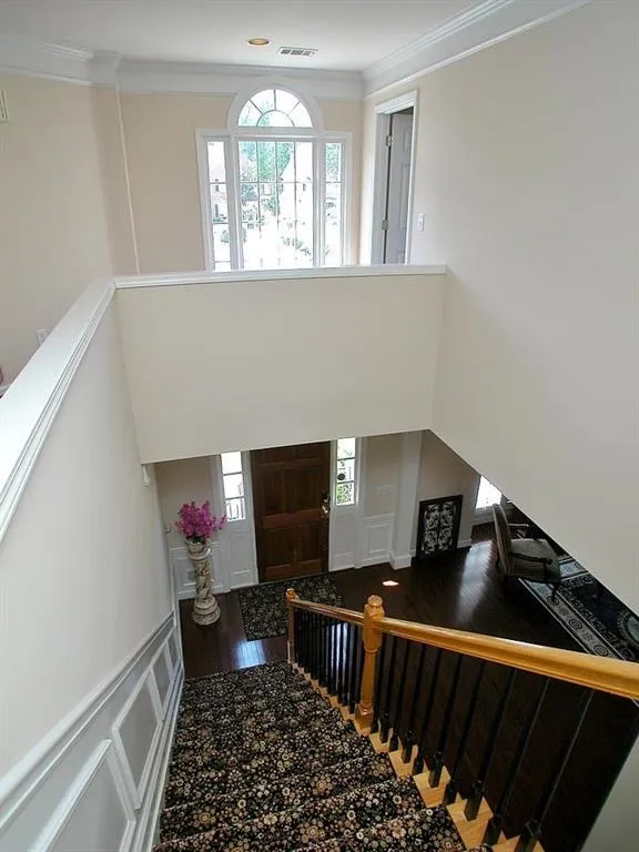 610 Glenridge Close, Atlanta, Georgia 30328, 4 Bedrooms Bedrooms, ,2 BathroomsBathrooms,Residential,Sold,610 Glenridge Close,5535184
