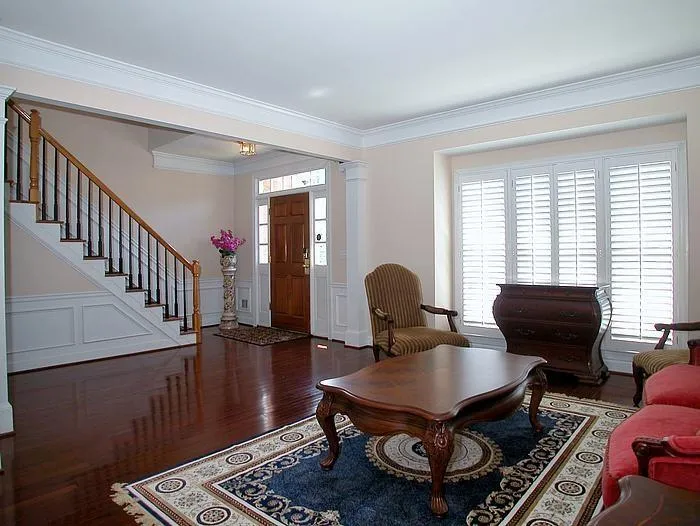 610 Glenridge Close, Atlanta, Georgia 30328, 4 Bedrooms Bedrooms, ,2 BathroomsBathrooms,Residential,Sold,610 Glenridge Close,5535184