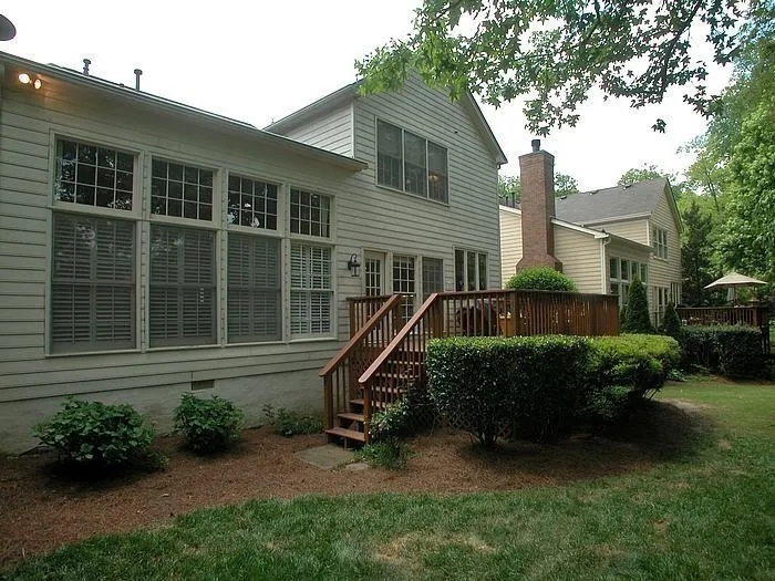 610 Glenridge Close, Atlanta, Georgia 30328, 4 Bedrooms Bedrooms, ,2 BathroomsBathrooms,Residential,Sold,610 Glenridge Close,5535184