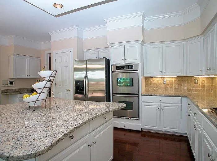 610 Glenridge Close, Atlanta, Georgia 30328, 4 Bedrooms Bedrooms, ,2 BathroomsBathrooms,Residential,Sold,610 Glenridge Close,5535184