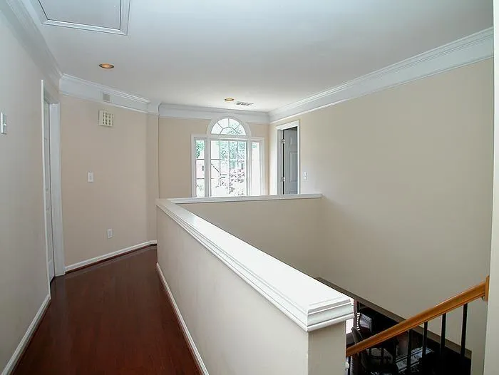 610 Glenridge Close, Atlanta, Georgia 30328, 4 Bedrooms Bedrooms, ,2 BathroomsBathrooms,Residential,Sold,610 Glenridge Close,5535184